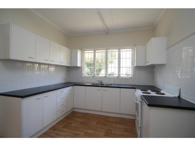 291 Toohey Rd, Tarragindi QLD 4121