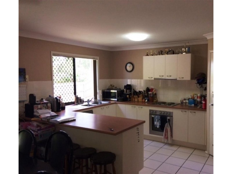 8 Flynn  Pl, Aspley QLD 4034