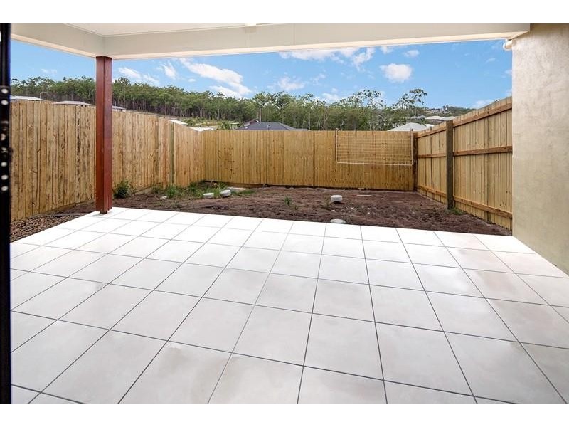 1B Morris Cres, Bellbird Park QLD 4300
