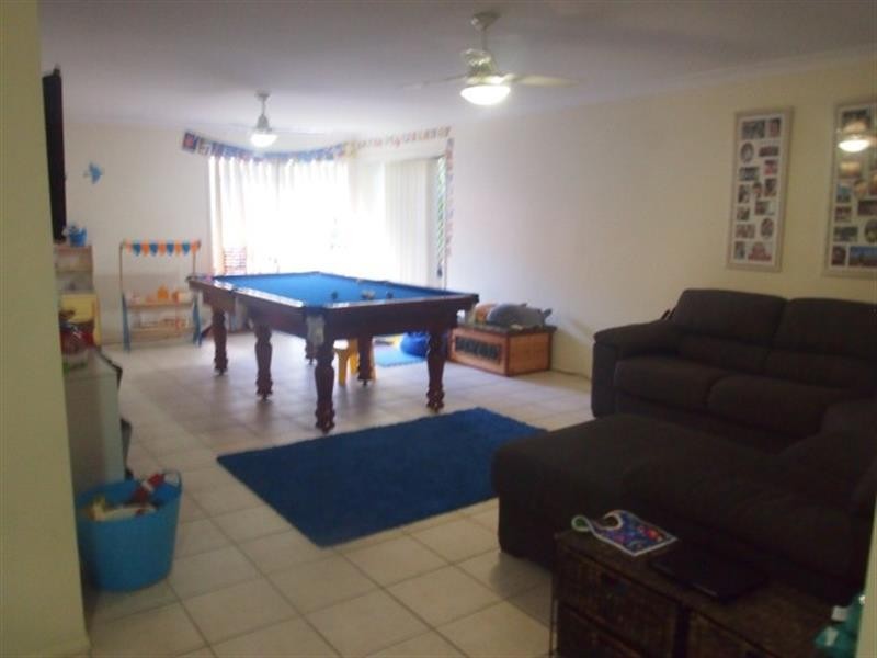 43 Brookside Pl, Lota QLD 4179