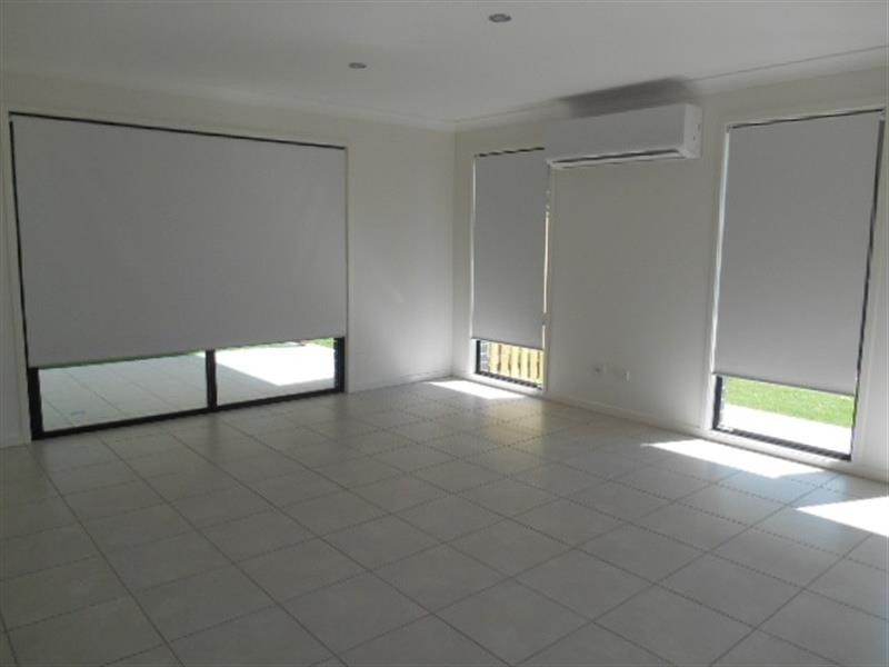 27B Eustace Cct, Augustine Heights QLD 4300