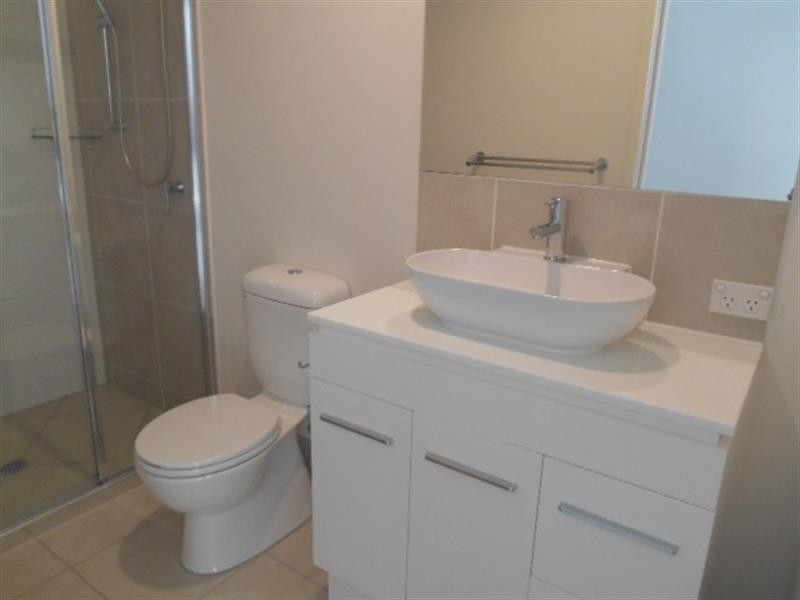 27B Eustace Cct, Augustine Heights QLD 4300