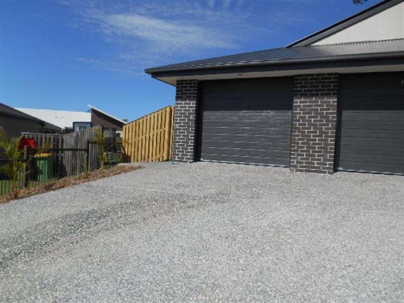 27A Eustace Cct, Augustine Heights QLD 4300