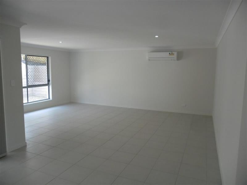 27 Bellflower Cres, Mount Cotton QLD 4165