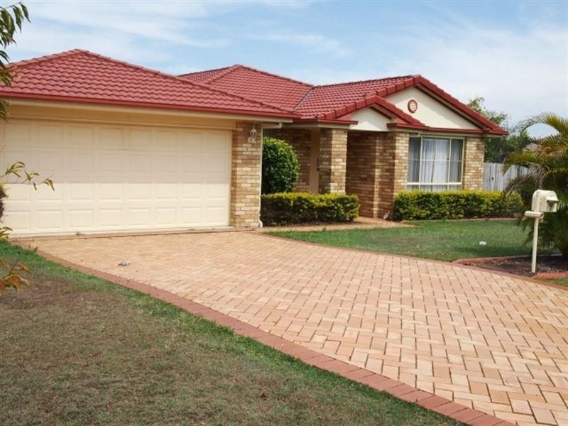 7 Inverary Pl, Parkinson QLD 4115