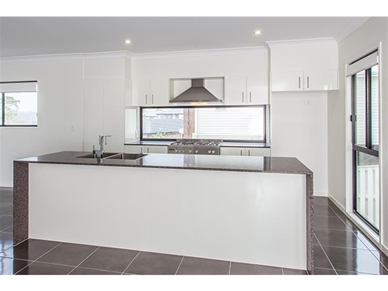 26 Dray Ct, Riverhills QLD 4074