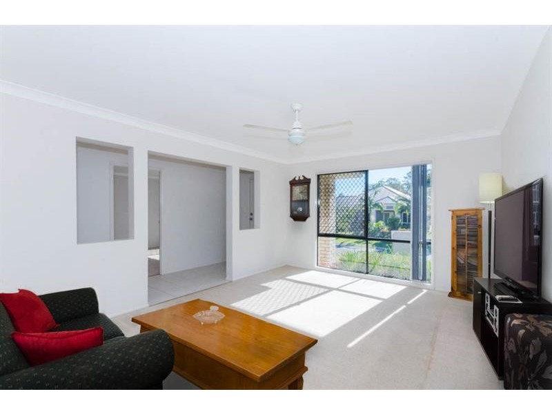 4 Nadine Ct, Warner QLD 4500