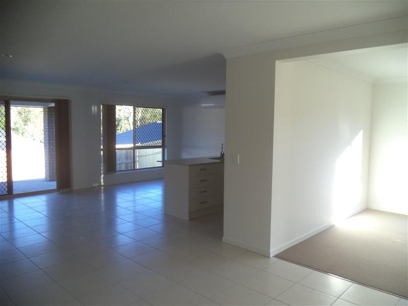 67 Moondani Dr, Gilston QLD 4211