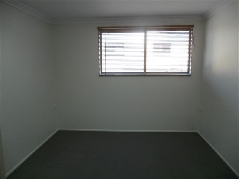 16 Camena St, Shailer Park QLD 4128