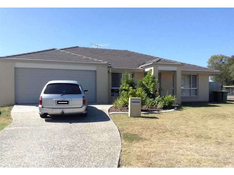 2 Coffey Ct, Beachmere QLD 4510