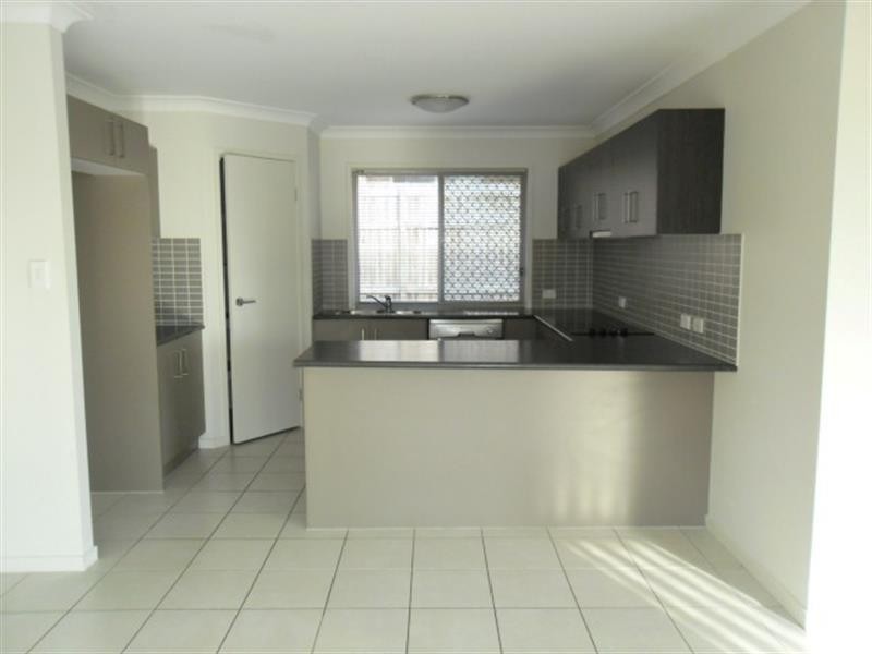 24 Somerwil Cres, Bellbird Park QLD 4300