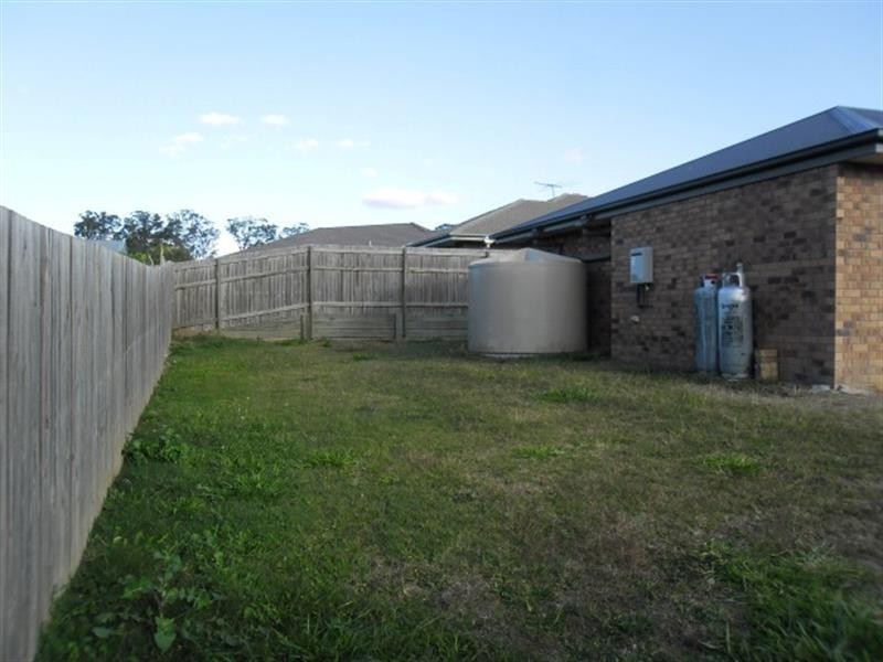 24 Somerwil Cres, Bellbird Park QLD 4300