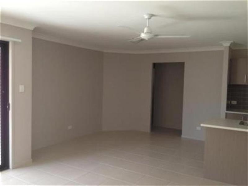 17 Messara Cct, Durack QLD 4077