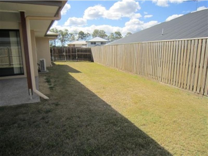 17 Messara Cct, Durack QLD 4077