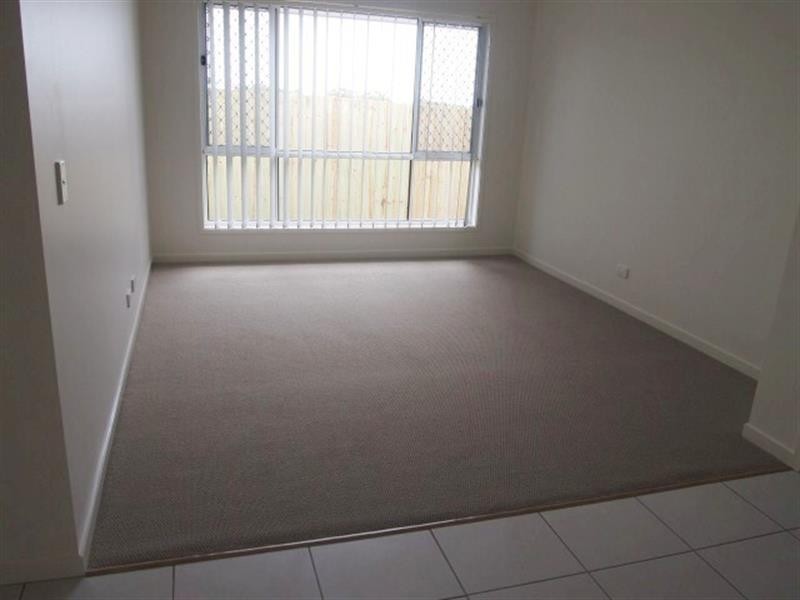 9 Willow Rise Dr, Waterford QLD 4133