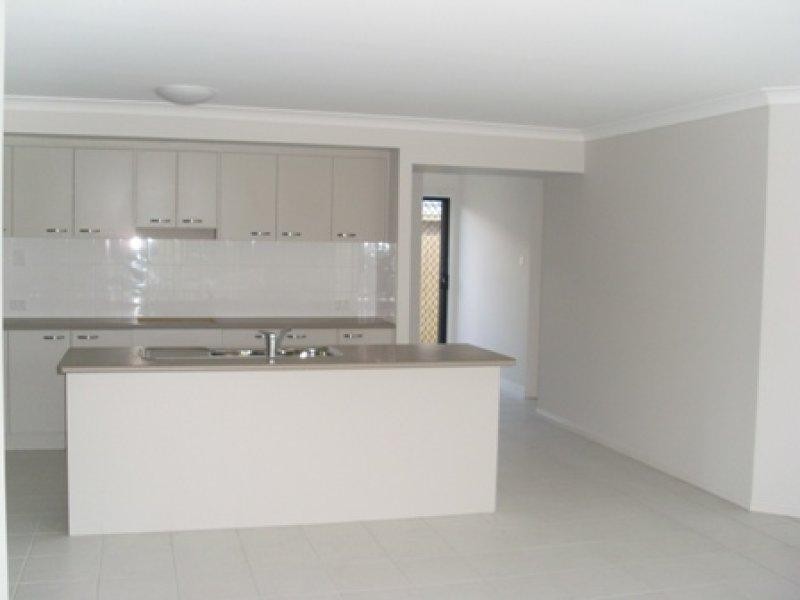 3 Lucy St, Marsden QLD 4132