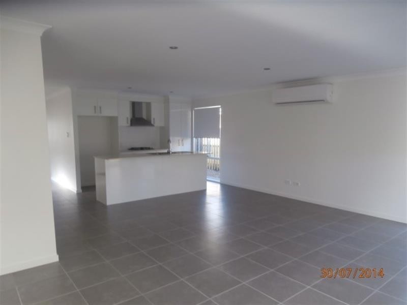 75 Beaumont Dr, Pimpama QLD 4209