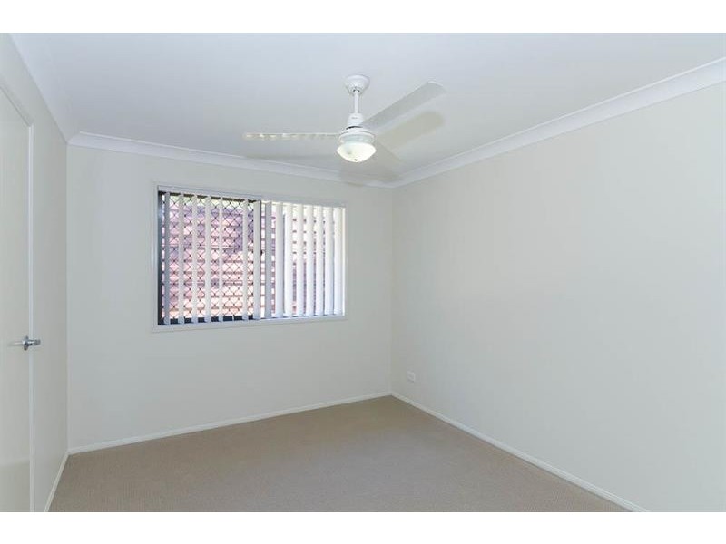 27 Juniper St, Heathwood QLD 4110