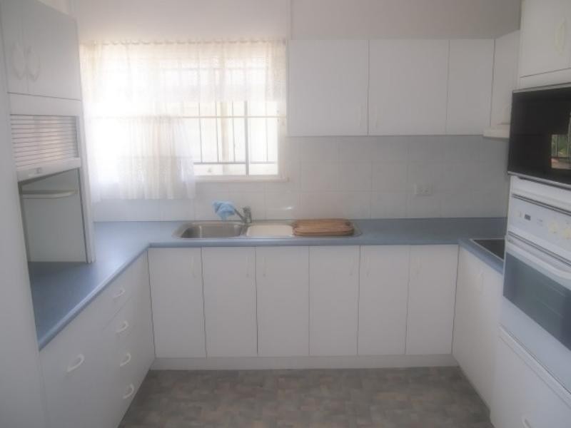 6 Breslin St, Carina QLD 4152