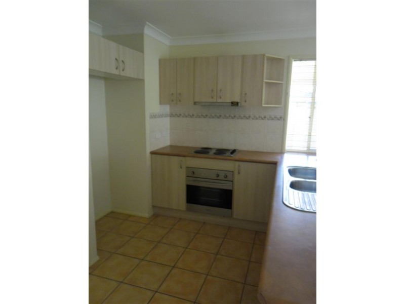 12 Gladebourne  Cres, Victoria Point QLD 4165