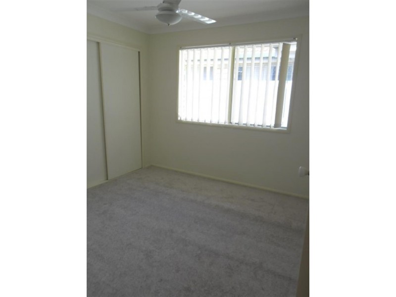 12 Gladebourne  Cres, Victoria Point QLD 4165