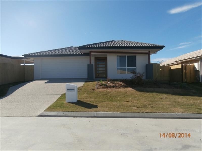 4 Maidstone Lane, Pimpama QLD 4209