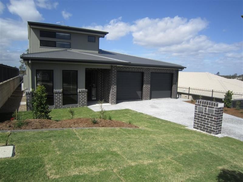 52A Sawmill Cct, Riverhills QLD 4074