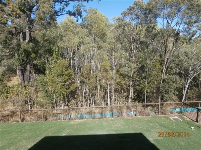 9 Greencastle Pde, Maudsland QLD 4210