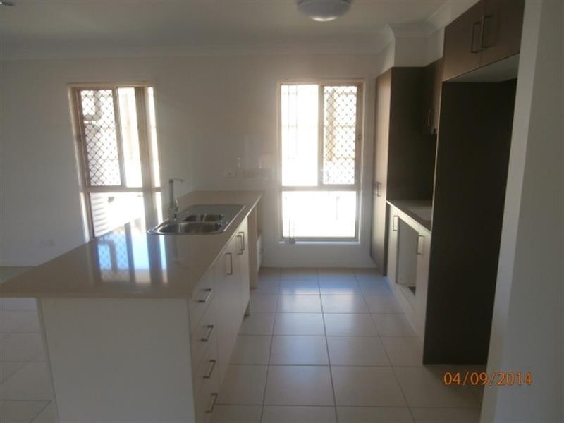 19 Nevron Dr, Bahrs Scrub QLD 4207