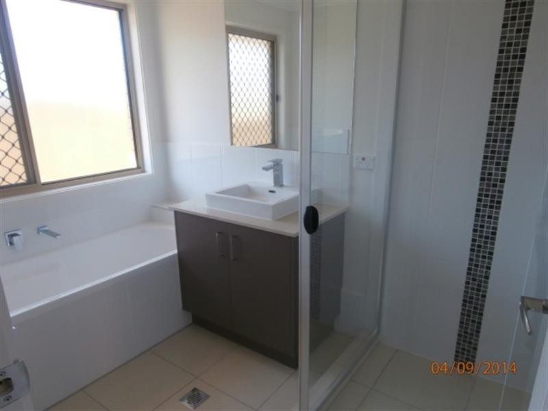 19 Nevron Dr, Bahrs Scrub QLD 4207