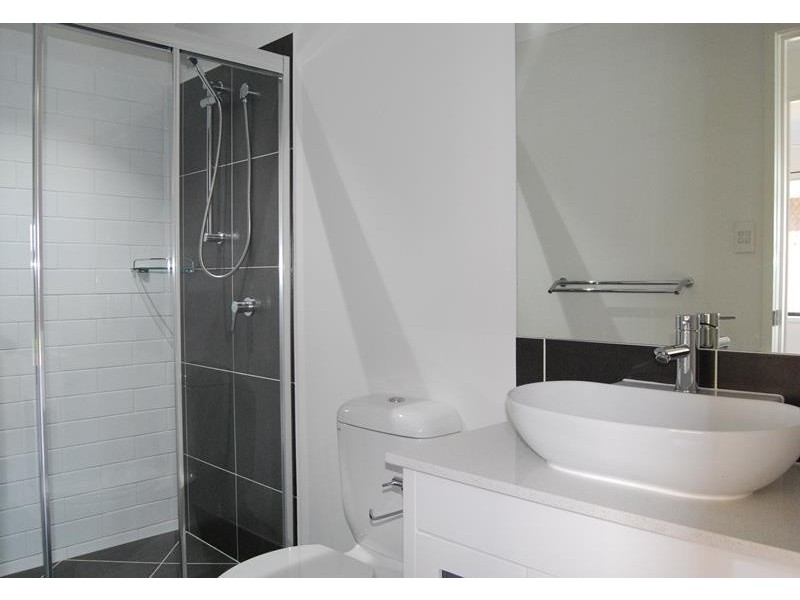 33B Lorikeet Pde, Dakabin QLD 4503