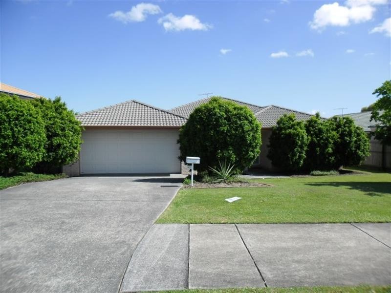 103 Bunker Rd, Victoria Point QLD 4165