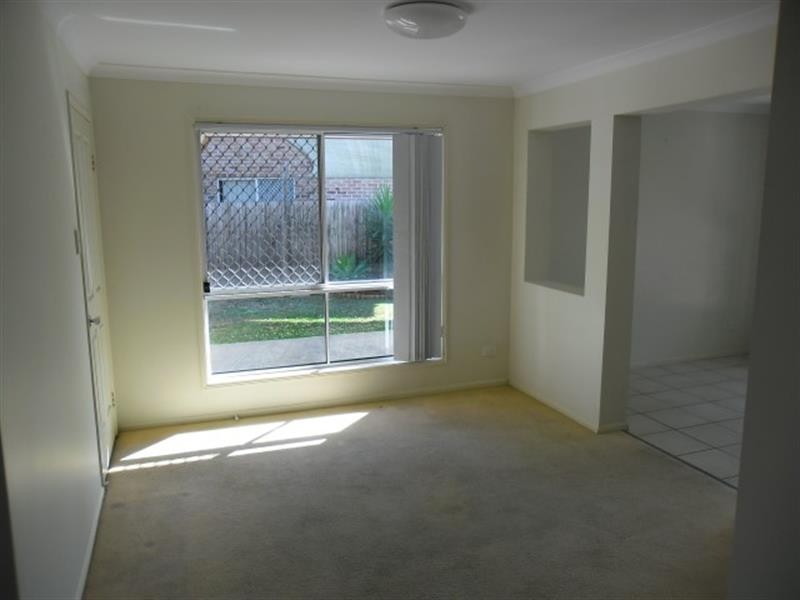 103 Bunker Rd, Victoria Point QLD 4165