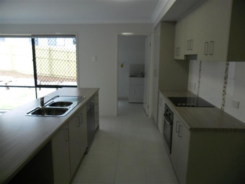 2 Midyim St, Mount Cotton QLD 4165