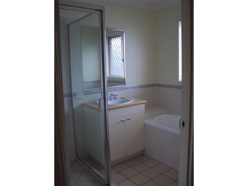 12 Overton St, Calamvale QLD 4116