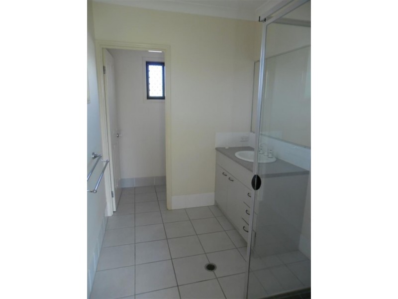 19 Summerhill St, Victoria Point QLD 4165