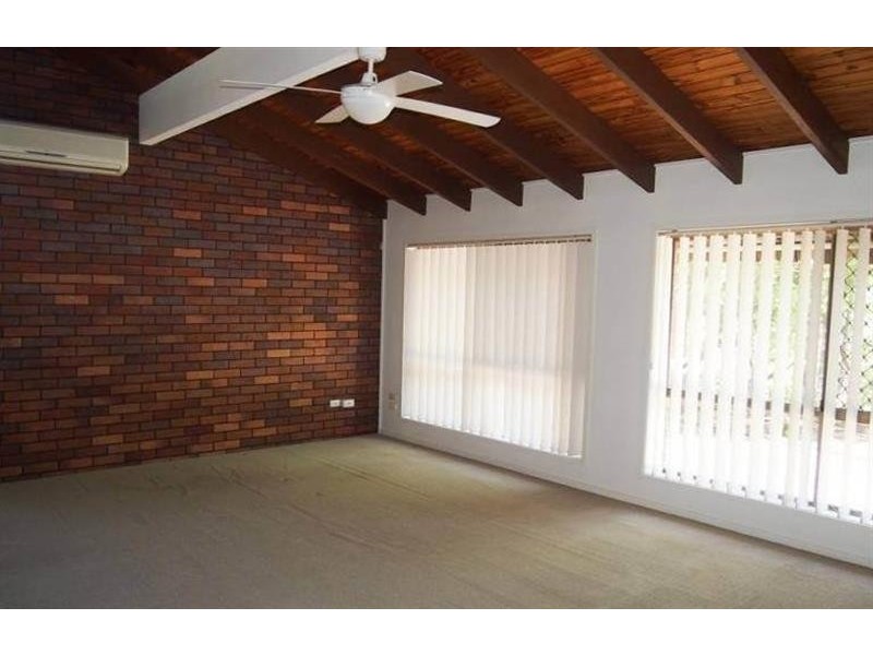 63 Achilles Dr, Springwood QLD 4127