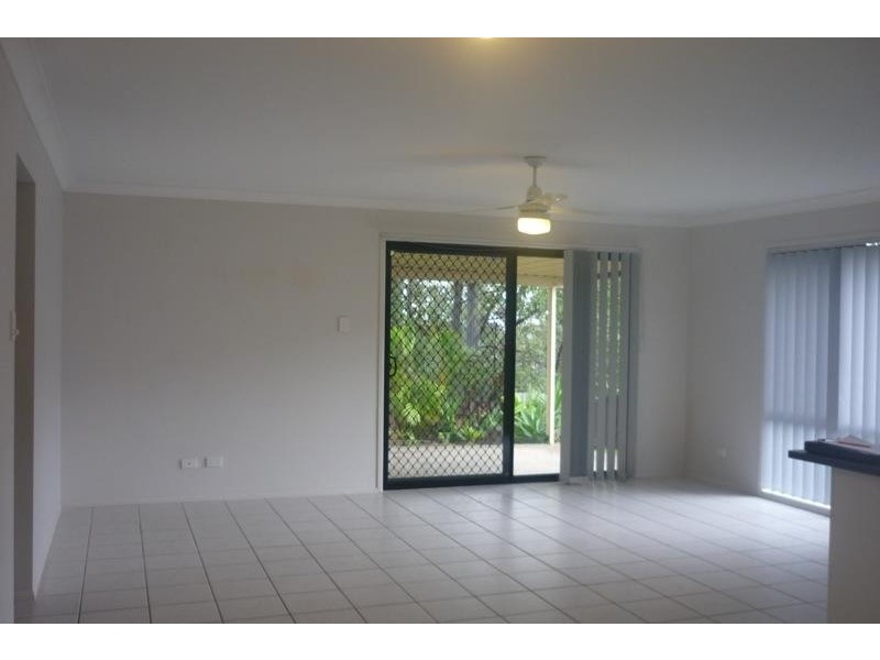 61 Henderson Cres, Drewvale QLD 4116