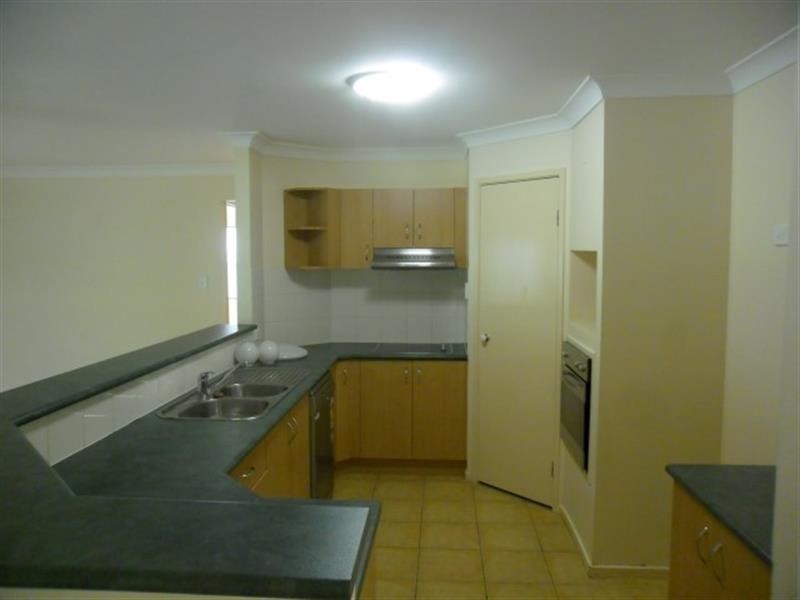 29 Creekside Cct, Victoria Point QLD 4165