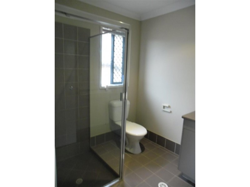 26 Lime St, Redland Bay QLD 4165