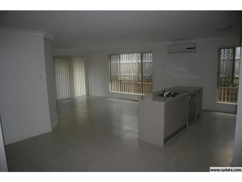 28 Filbert St, Upper Coomera QLD 4209