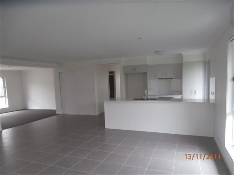 5 Sugar Gum  Pl, Ormeau QLD 4208