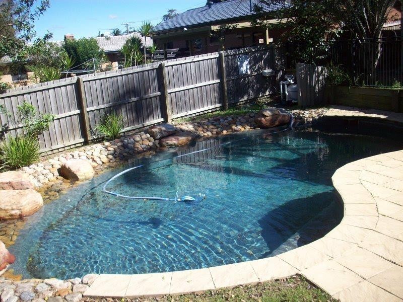 19 Raquel Ave, Springwood QLD 4127