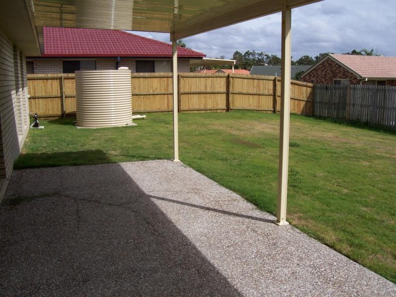 12 Elcock Ave, Crestmead QLD 4132
