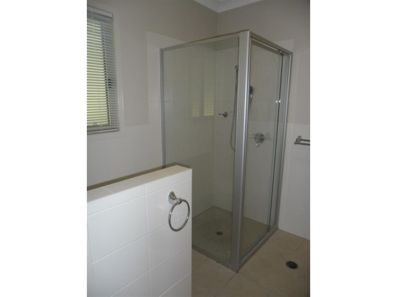 108 Leo Lindo Dr, Shailer Park QLD 4128