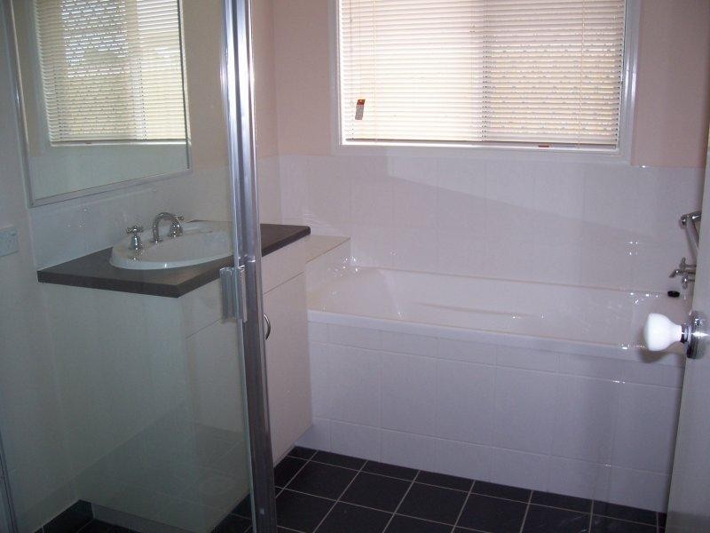 14 Elcock  Ave, Crestmead QLD 4132
