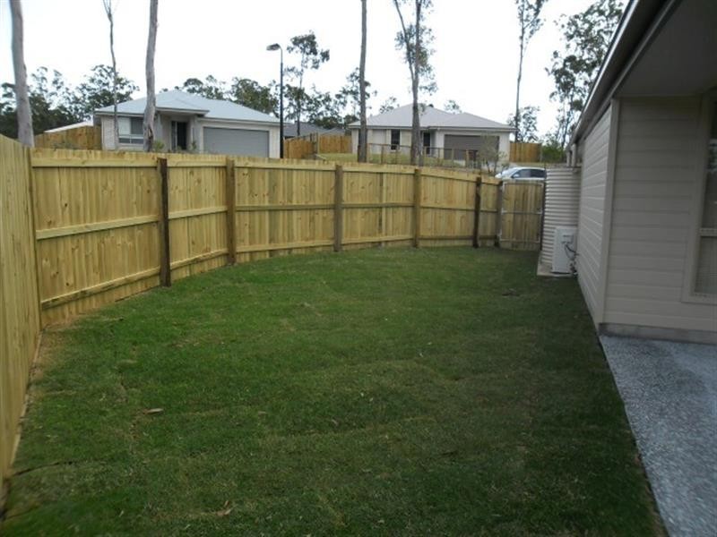 4 Bellflower Cres, Mount Cotton QLD 4165