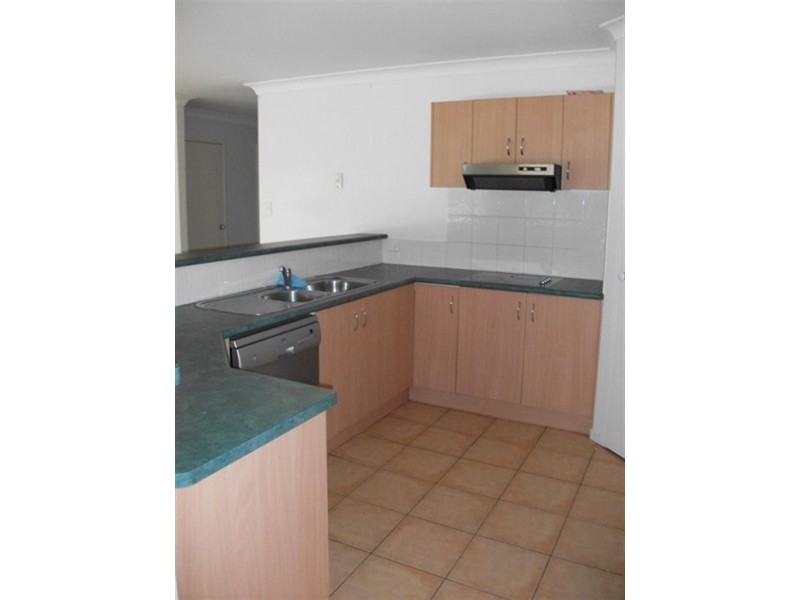 30 Camballin Ct, Shailer Park QLD 4128