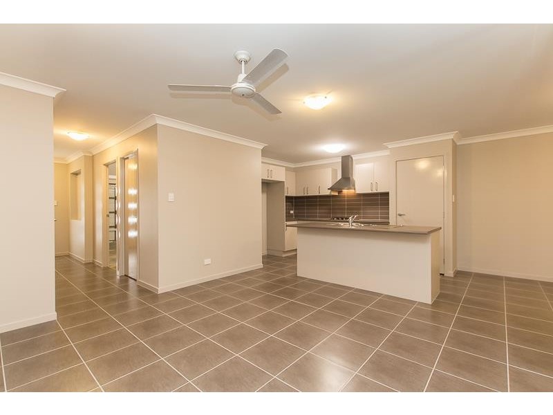 21 Nottinghill Rd, Murrumba Downs QLD 4503