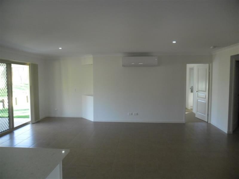 9 Sugargum Ave, Mount Cotton QLD 4165